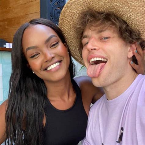 are nick and jawahir still together|Too Hot to Handle: Jawahir reveals the real reason she and Nick。